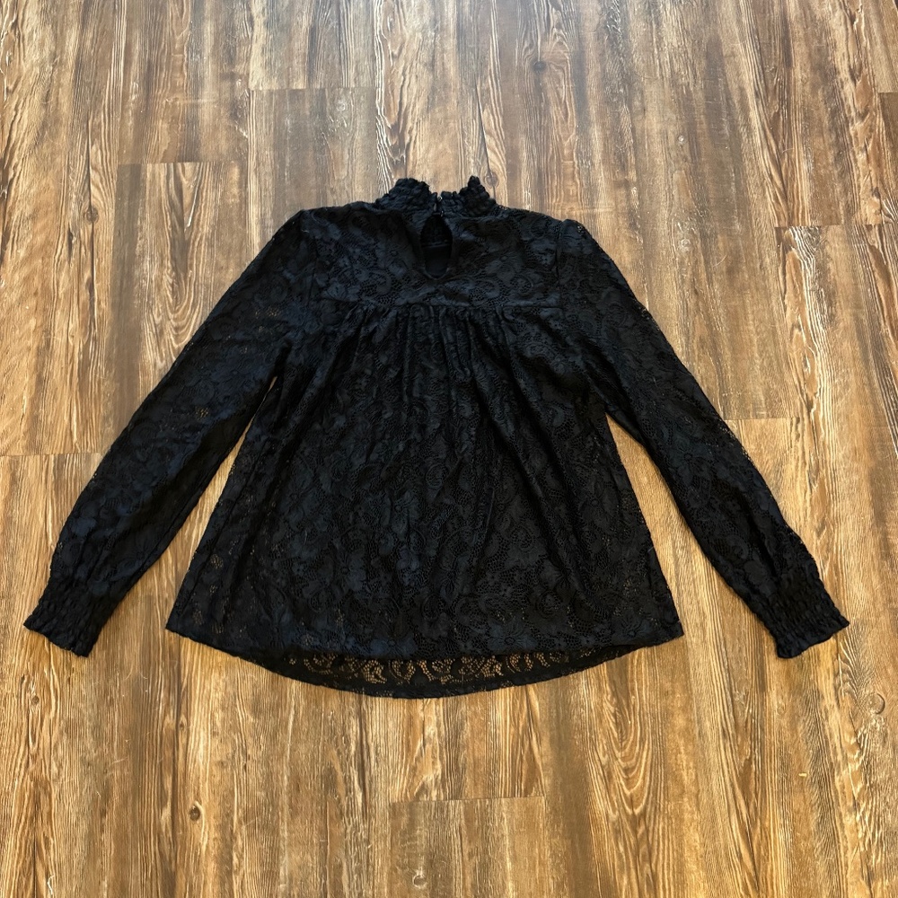 black blouse